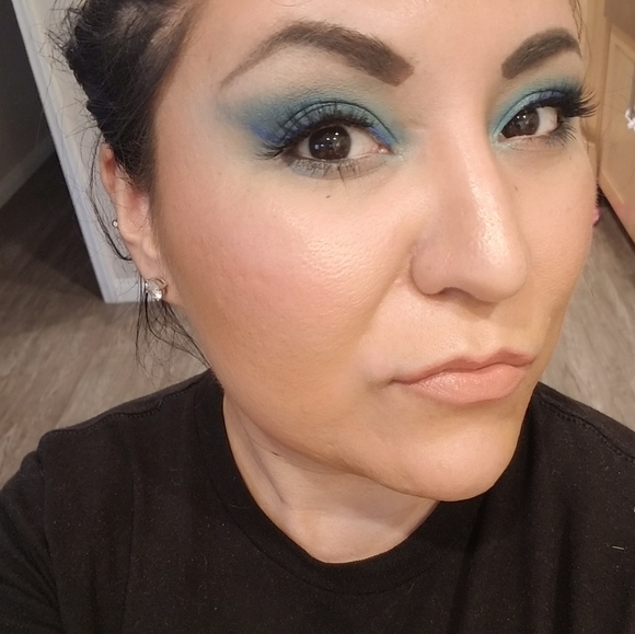 Meet your Posher, Erika - Picture 4 of 5